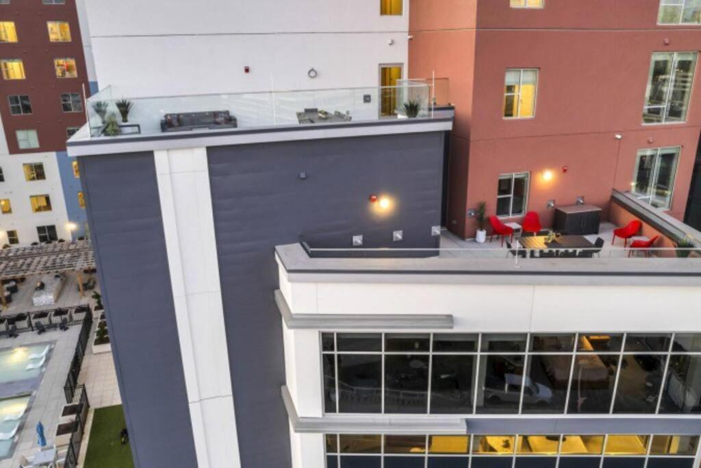 Beverly Hills Penthouse The Gulch